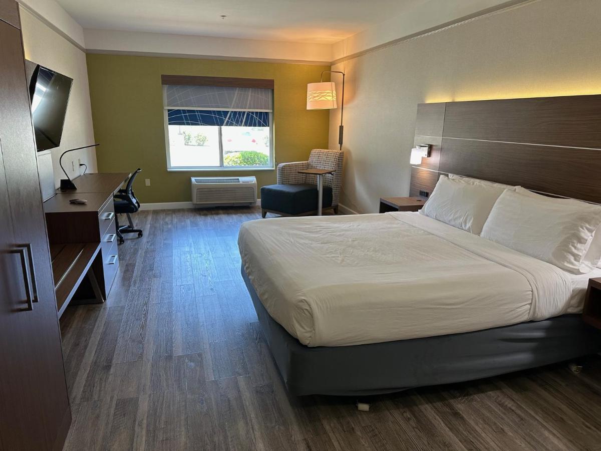Holiday Inn Express Hotel & Suites San Dimas By Ihg Ngoại thất bức ảnh