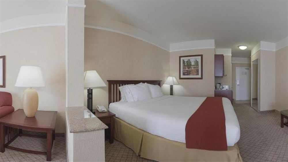 Holiday Inn Express Hotel & Suites San Dimas By Ihg Ngoại thất bức ảnh